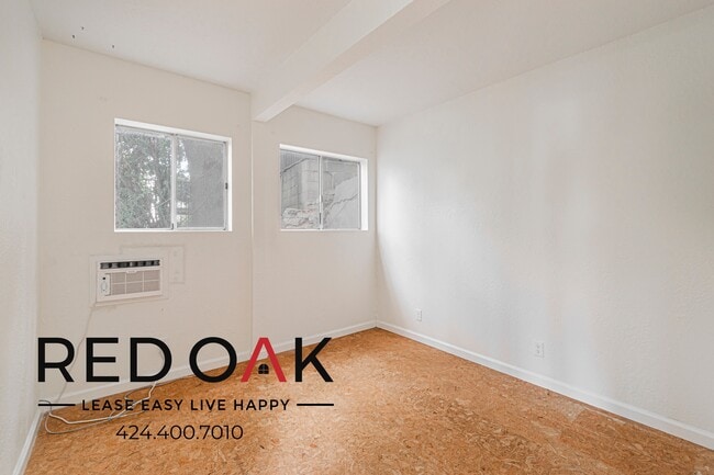 Photo - 476 1/2 Crane Blvd Unit 476 1/2