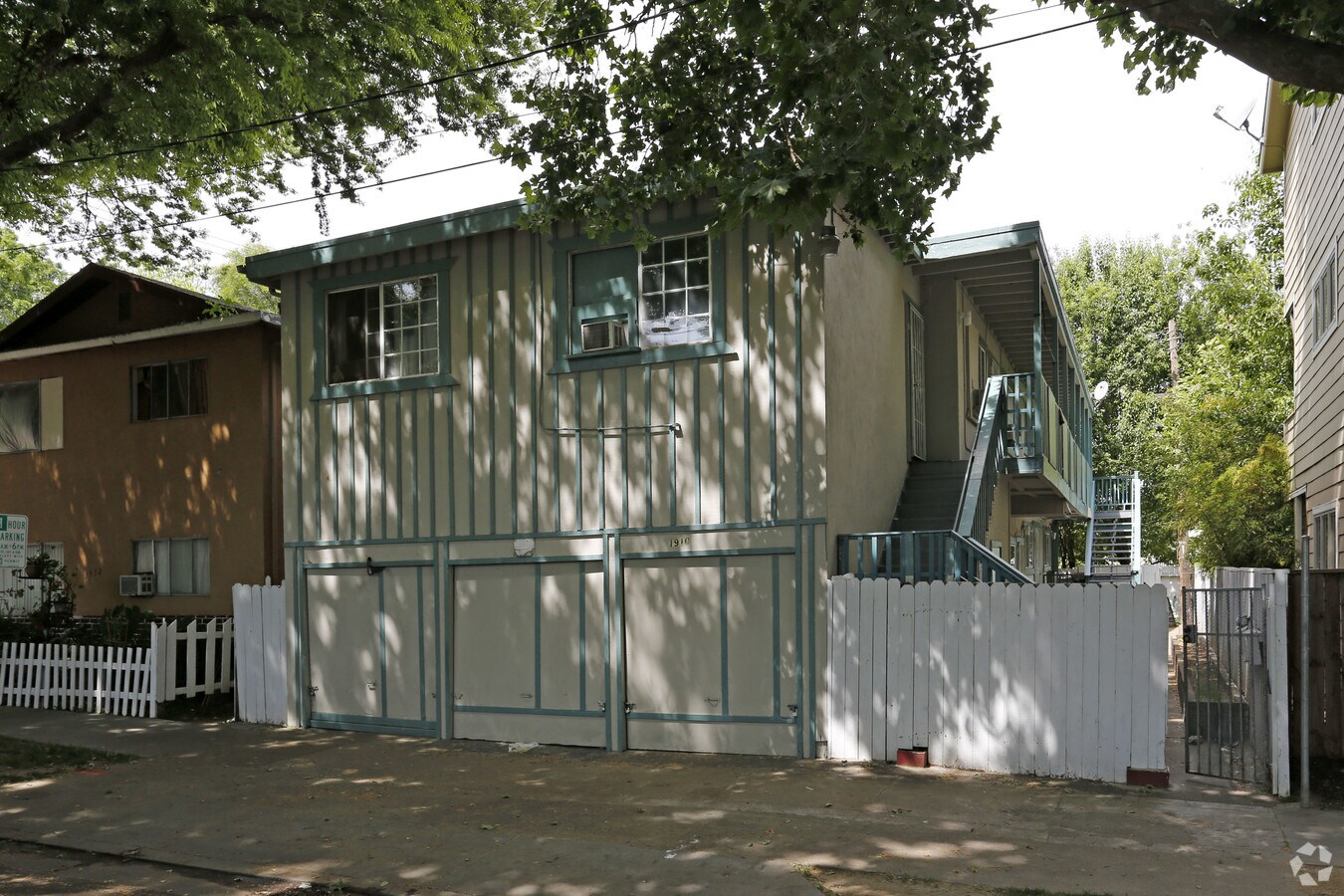 Photo - 1910 5th St Apartments