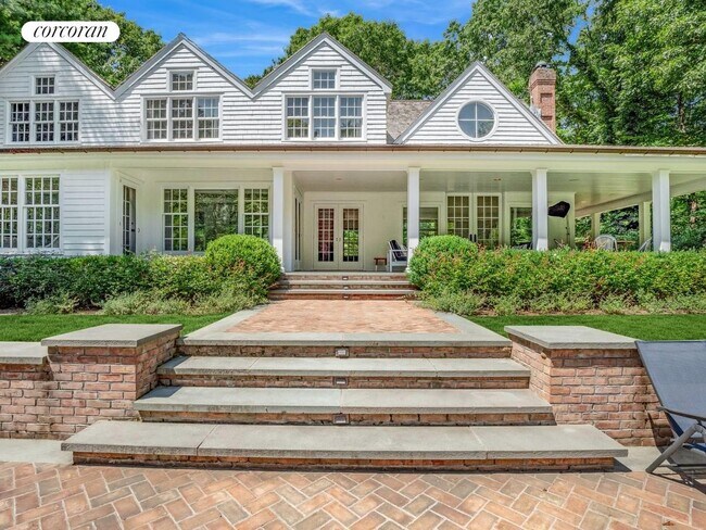 Photo - 28 Cedar Trail