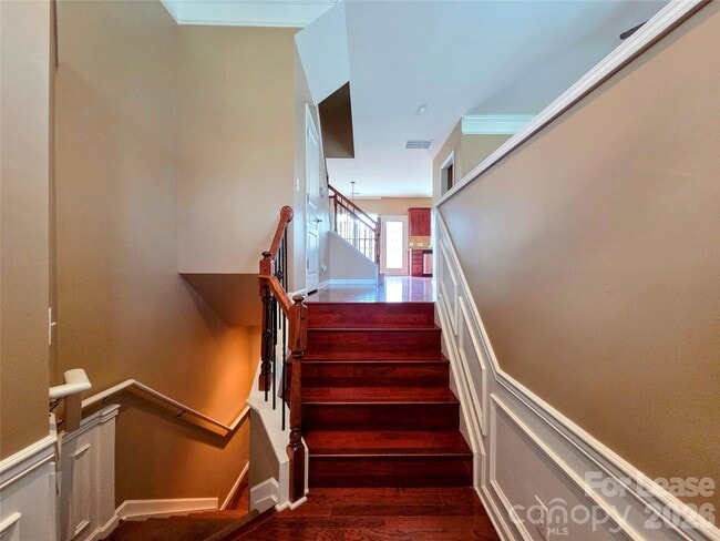 Photo - 1114 Drayton Ct