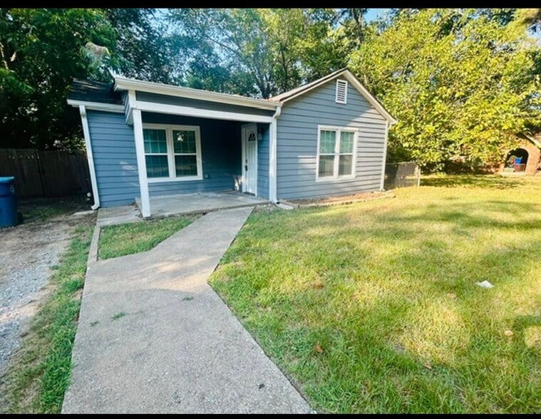 220 W Murray St