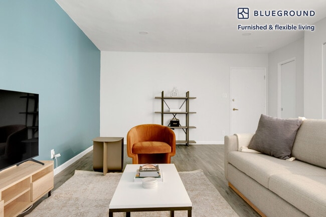 Photo - 115 N Wetherly Dr Unidad FL2-ID777