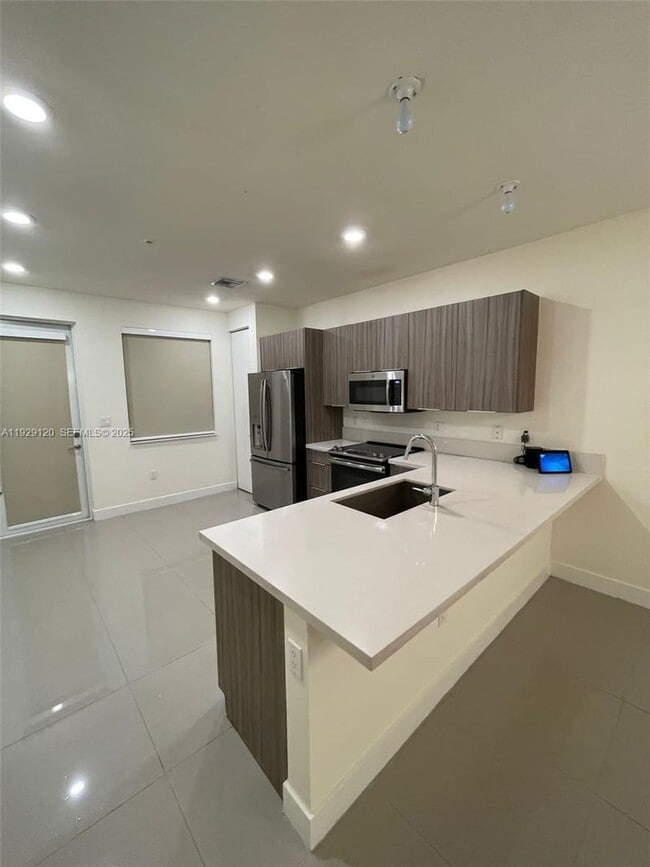 Photo - 6416 NW 102nd Ct