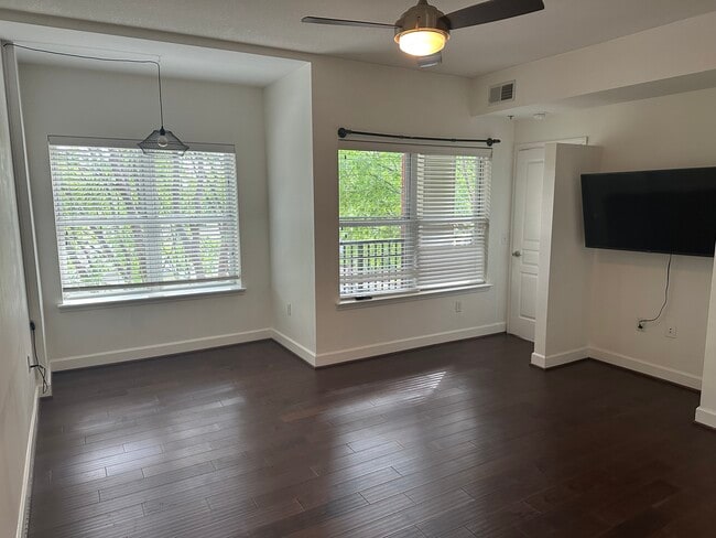 Photo - 1320 Fillmore Ave Unit 423