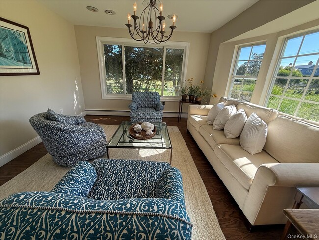 Photo - 250 Oneck Ln