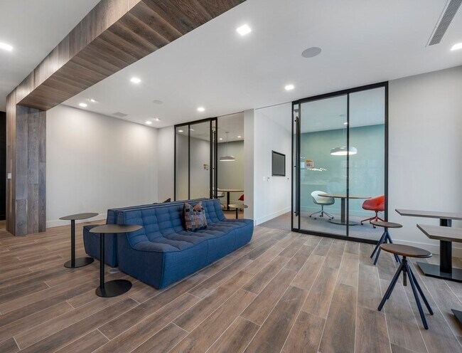 Photo - 50 Ocean Ave Unidad 503A