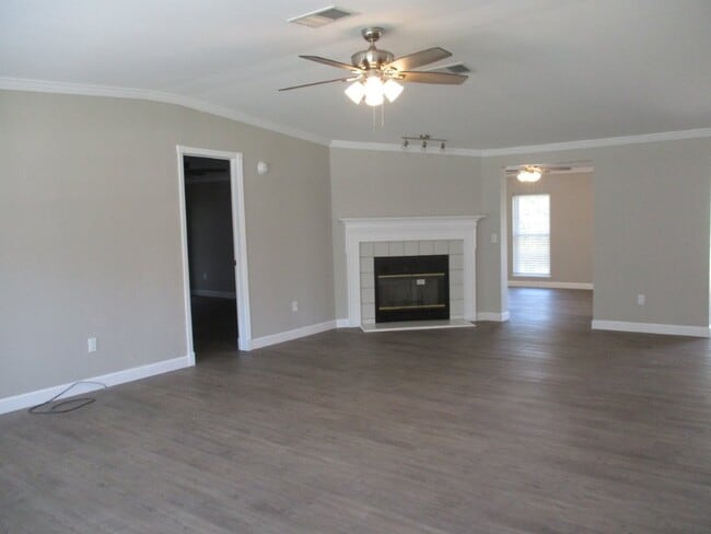 Photo - 213 Pettiford Rd