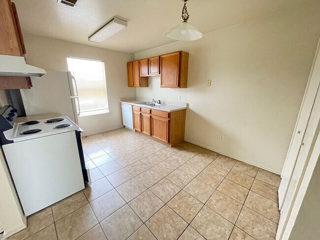 Photo - 1504 Windward Dr Unidad # A