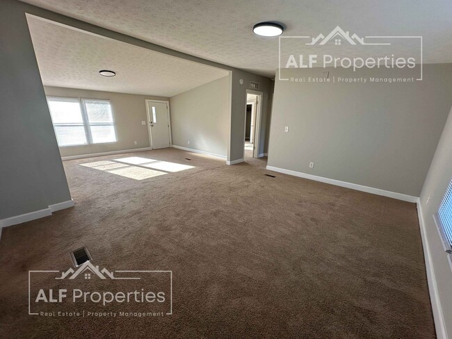 Photo - Private 3-Bedroom Home on Hideaway Mountain Road – 1,735 SF