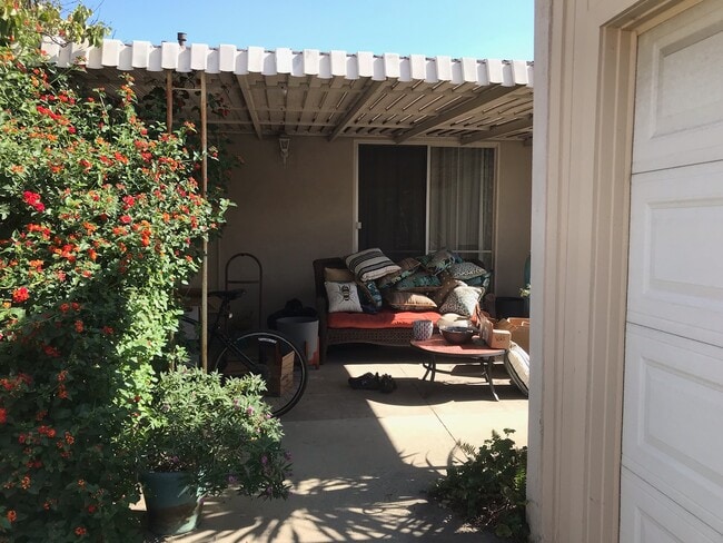 Photo - 237 Spring St