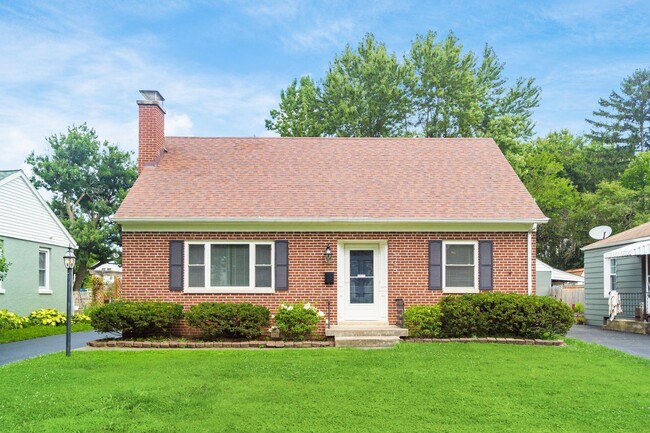 Building Photo - 336 E Weisheimer Rd