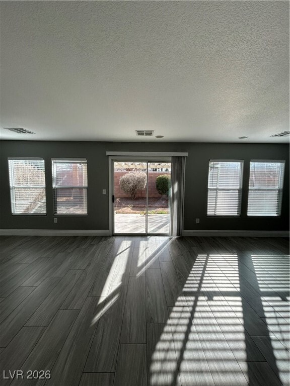 Photo - 2321 Cockatiel Dr