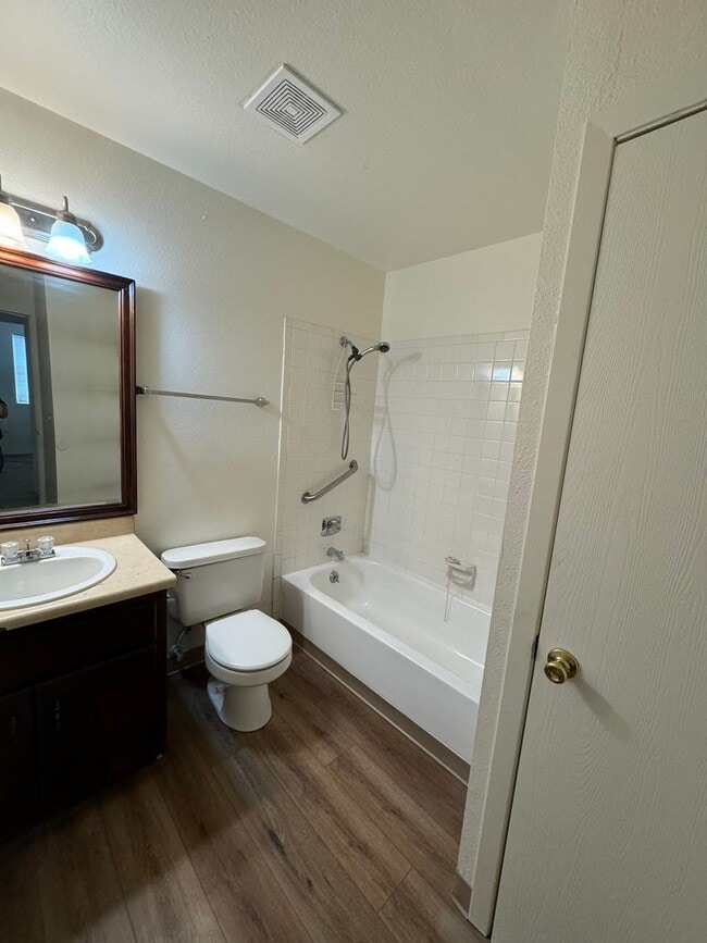 Photo - Charming 3 Bed 1 Bath Home