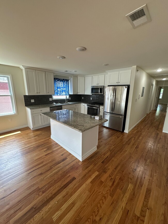 Photo - 718 Summer Ave Apartment Unit 1