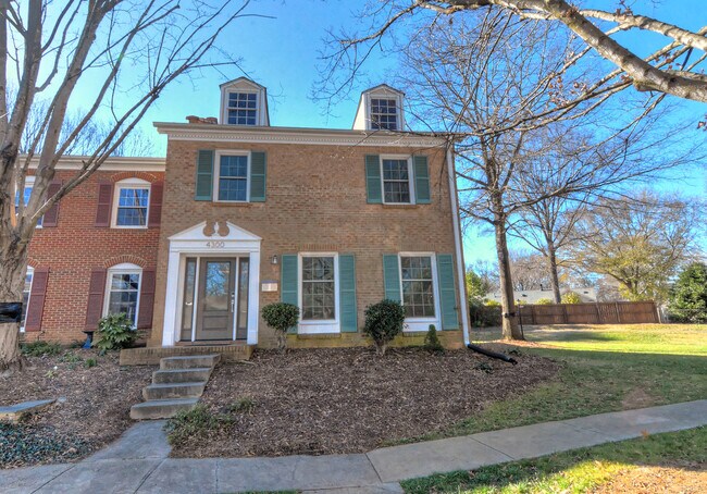 Front of townhouse - 4300 Silo Ln