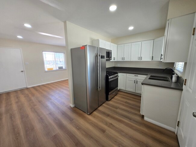 Photo - 16340 Villa Dr Unit 16340 Villa Drive