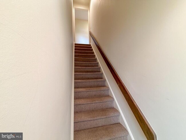 Photo - 814 Pritchard Pl