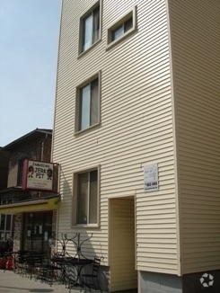 Photo - 312 S Thayer St