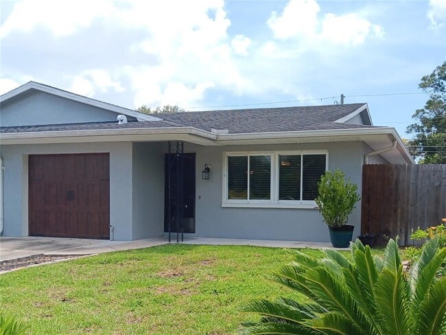 Building Photo - 1302 Amble Ln