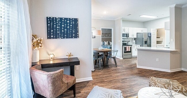 Photo - Hawthorne Ridge