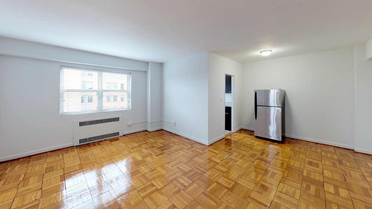 Photo - Skyline Towers Apartments