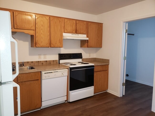 Photo - 4201 Primrose Dr Unit #B