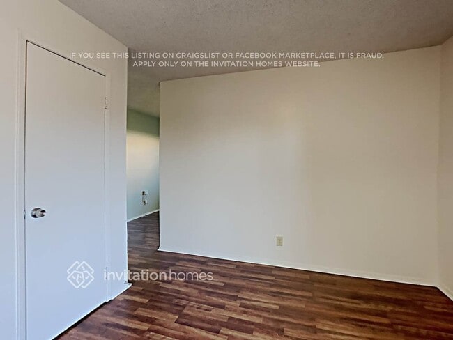 Photo - 7913 Samantha Way