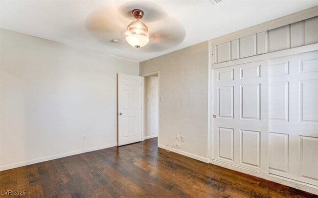 Building Photo - 1932 Hassett Ave Rental