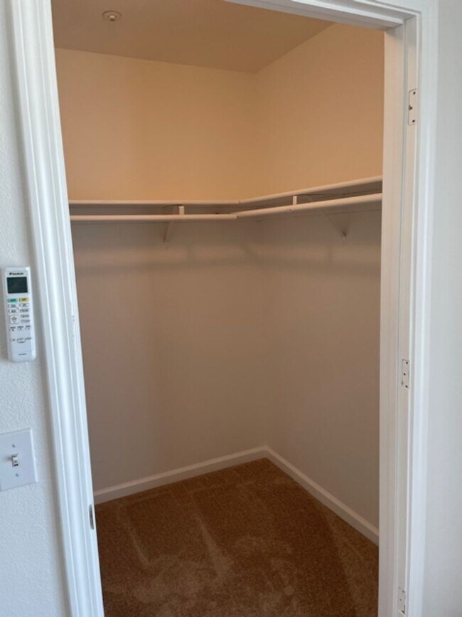 Photo - 1 Bed/1 Bath Upstairs Apartment in Gated SR Complex. Unit 224