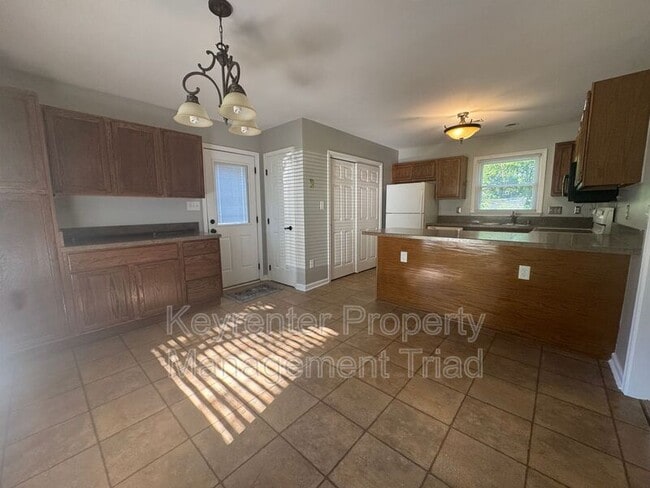 Photo - 4407 Bewcastle Ct