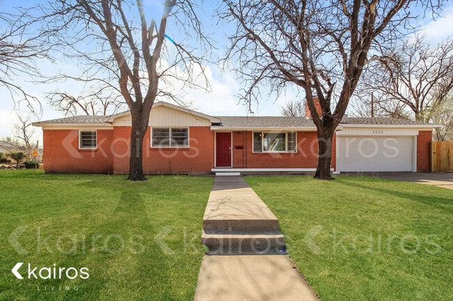 Building Photo - 1322 S Rosemont St Rental