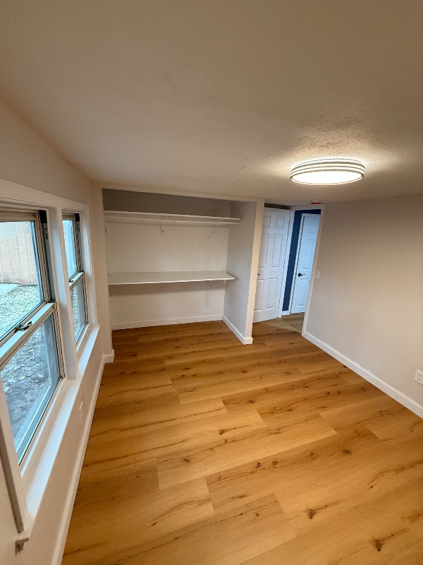 Photo - 2139 W Walnut St