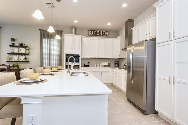 Photo - 7736 Linkside Loop