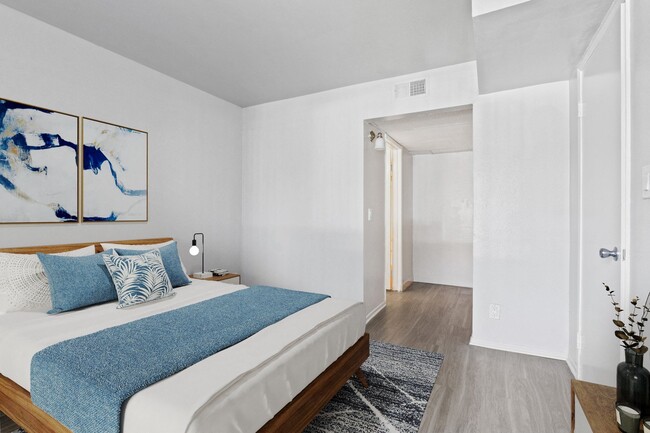 Photo - Parkwood Apartments