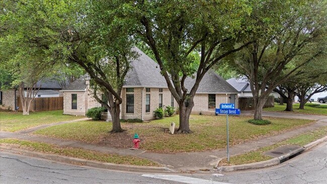 Photo - 1001 Timber Bend Dr