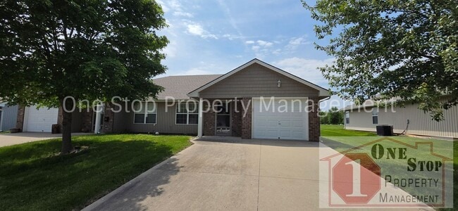 Photo - Beautiful 4 Bedroom 2 Bathroom in Grain Valley!
