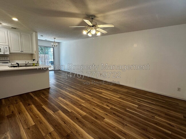 Photo - 2834 Florence Dr