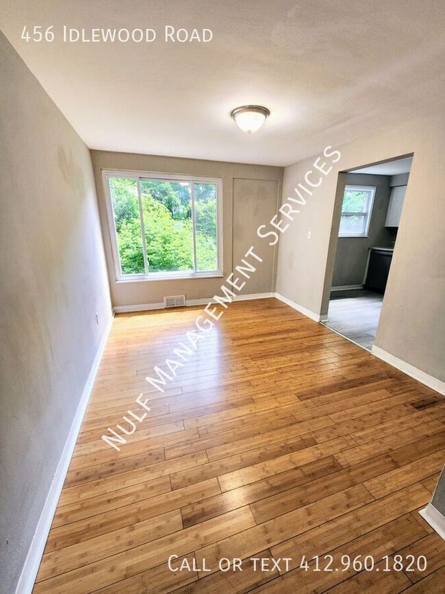 456 Idlewood Rd