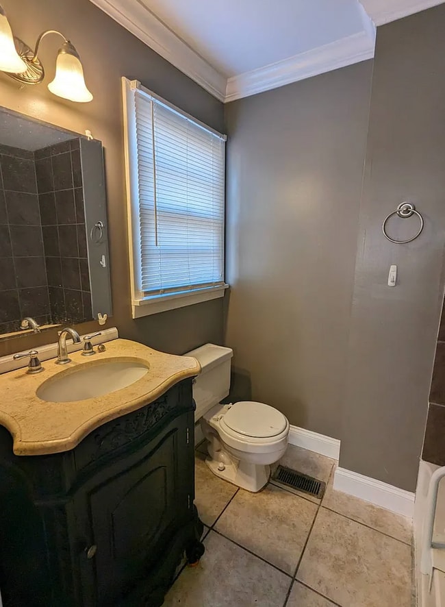 Photo - Charming 3 bed and 2 bath located in Rainbow City