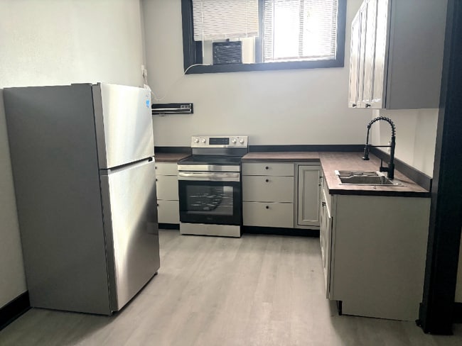 Photo - 404 St Philip St Unit 1C