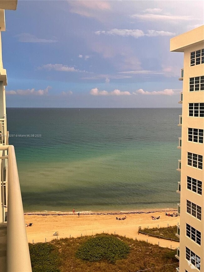 Building Photo - 6969 Collins Ave Unit 1408 Rental