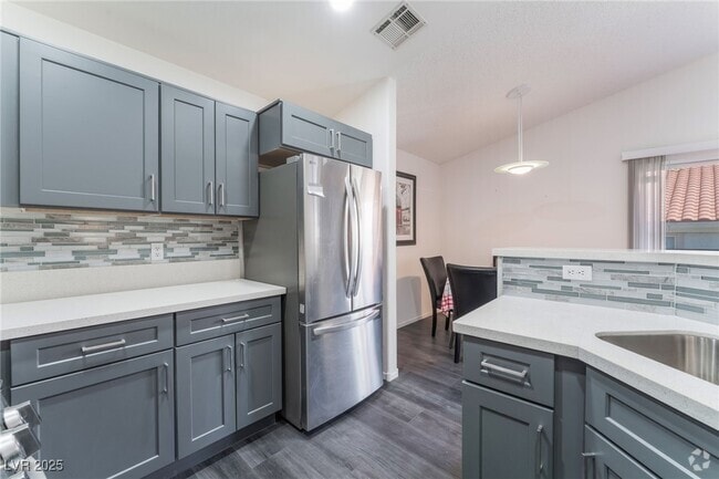 Building Photo - 840 Yacht Harbor Dr Unit 201 Rental
