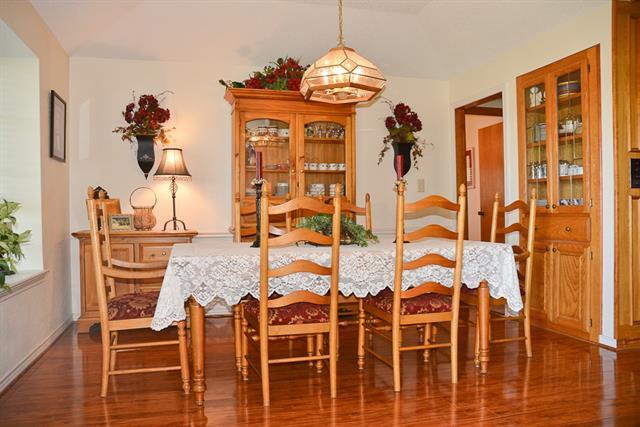 Photo - 2713 N Spring Dr