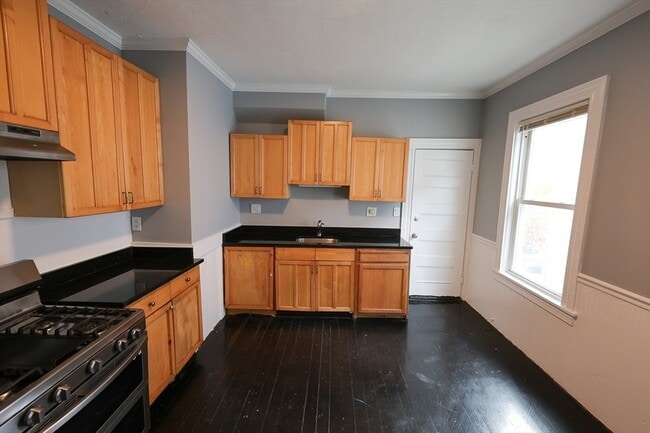 Photo - 14 Hartwell St Unit 3