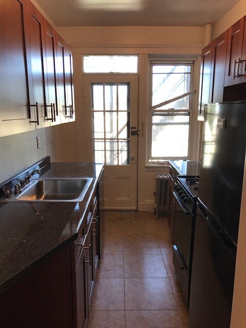 Photo - 144 Washington St