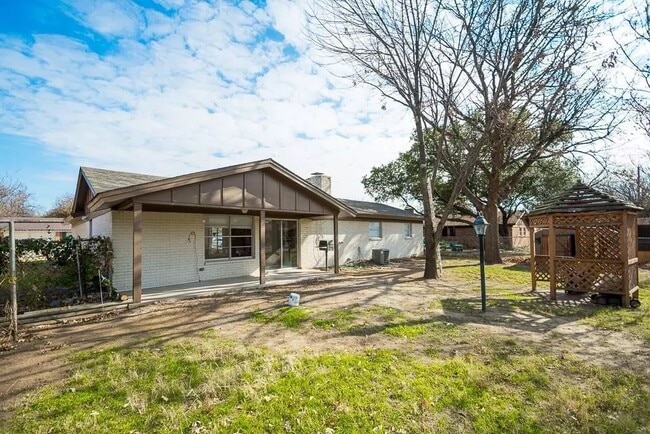 Photo - 2137 Shady Grove Dr