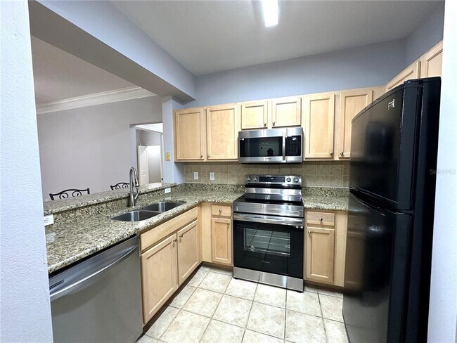 Photo - 12843 Madison Pointe Cir Unit 201