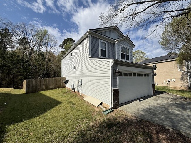 3734 Mountain Brook Cir
