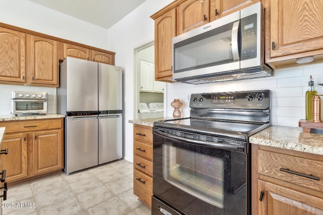 1231 E Canyon Trail