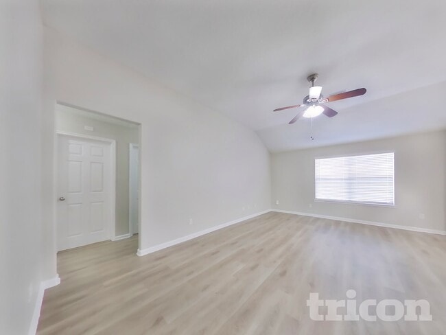 Photo - 14045 Buckskin Dr